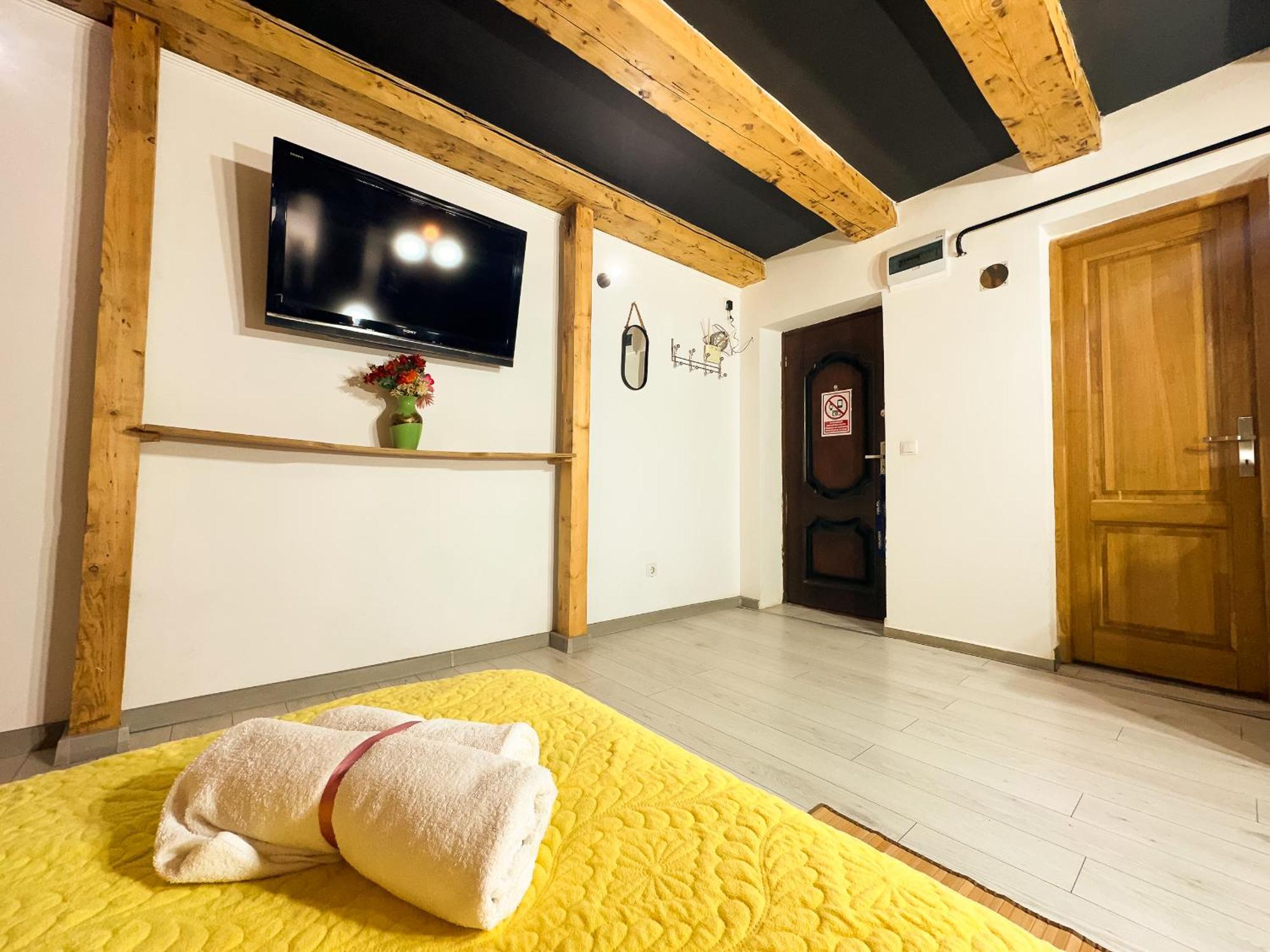 Venus Central Lux Studio Craiova Exterior foto